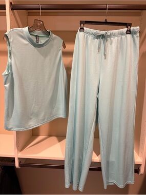 Light Aqua Sleeveless Top & Wide-Leg Lounge Pants Set